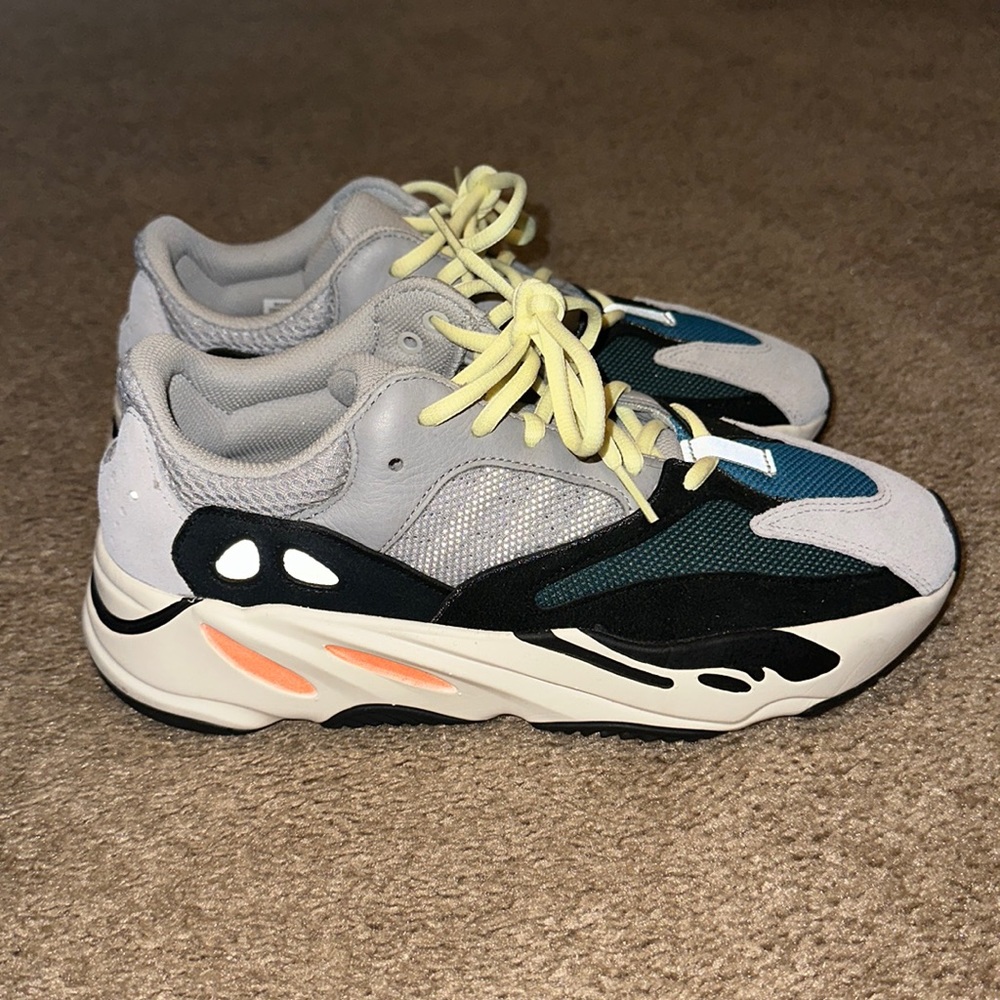 Yeezy Boost 700 ‘Wave Runner’